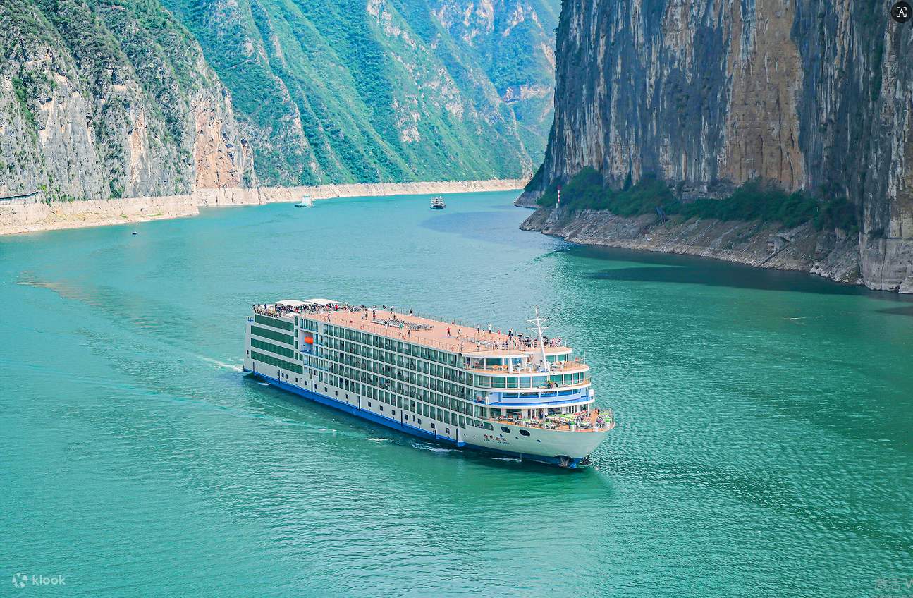 Century Cruise ฉงชิ่ง อี๋ชาง ล่องเรือแยงซีเกียง ชมเขื่อนสามผา